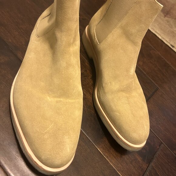 New Republic Suede Chelsea Boots Tan Size 10 - Picture 2 of 5